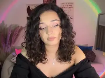 Pricillalivsey  live sex cam