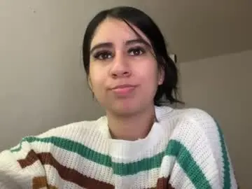 Shylittleyess  live sex cam