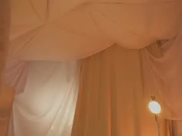 Sunny_maria  live sex cam