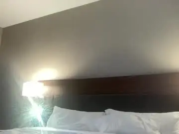Yourgingerangel  live sex cam
