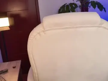 Zamy_99  live sex cam