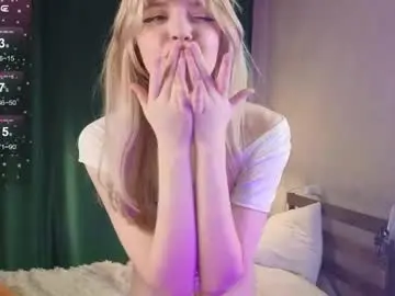 _lucystars  live sex cam