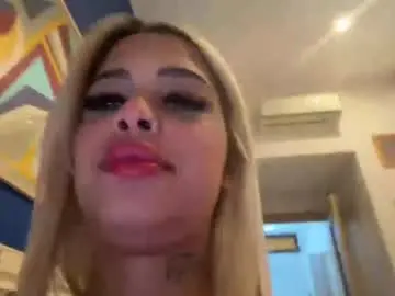 Aliceehotts  live sex cam