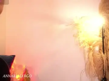 Annakellergo  live sex cam