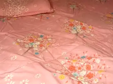 Bossetassy  live sex cam