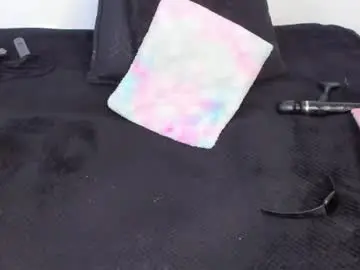 Brandy_brow  live sex cam
