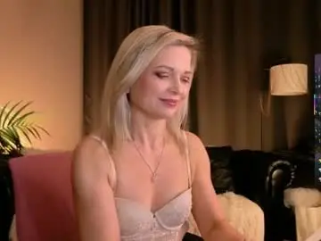 Gloria_lovely  live sex cam