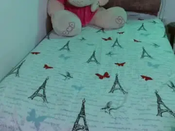 Italagomez  live sex cam