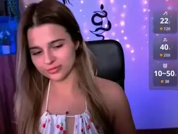 Luckybabymeow  live sex cam