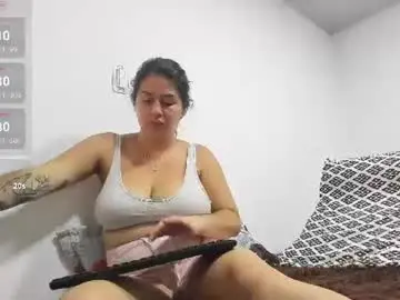 Mia_soman  live sex cam