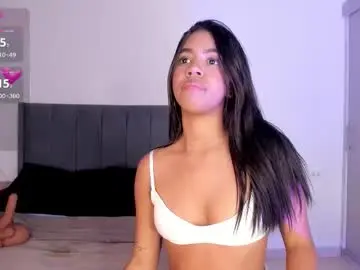 Naya_mills  live sex cam