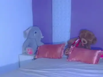 Paulinawilliams  live sex cam