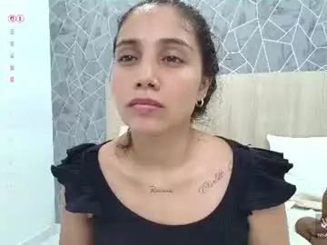 Sara_melo  live sex cam
