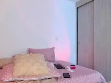 Valeriekhaleesi  live sex cam