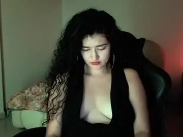 Yourdreamgirl2025  live sex cam