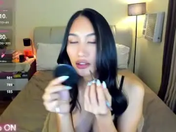 Alphaisonline  live sex cam