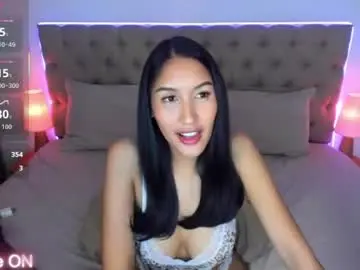 Alphaisonline  live sex cam