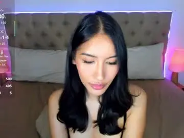 Alphaisonline  live sex cam