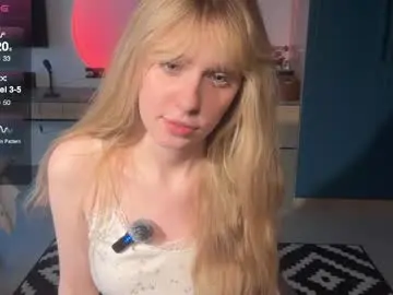Cinnabuny  live sex cam