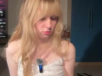 Cinnabuny  live sex cam