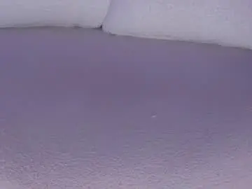 Cutte_hanna18  live sex cam