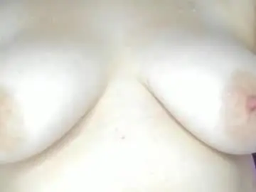 Cutte_hanna18  live sex cam