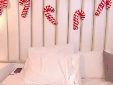 Emiily_roberts1  live sex cam