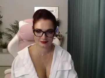 Enchanted_honey  live sex cam