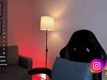Jenniekim_18  live sex cam