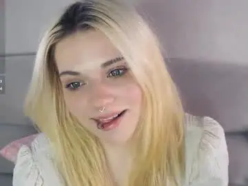 Keenakosbab  live sex cam