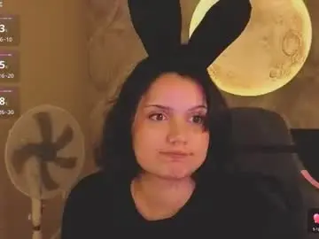 Kyyliie_fox  live sex cam