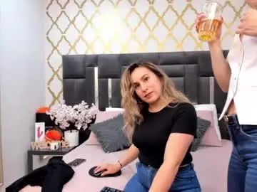 Layla_sia  live sex cam