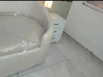 Luna_ji  live sex cam