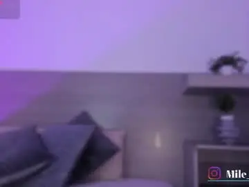 Mile_perez  live sex cam