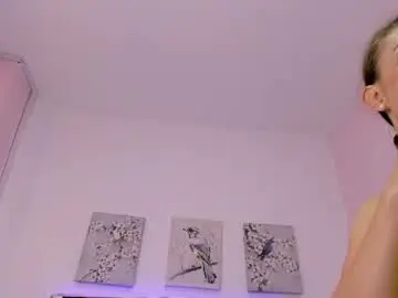 Nicoll_89  live sex cam
