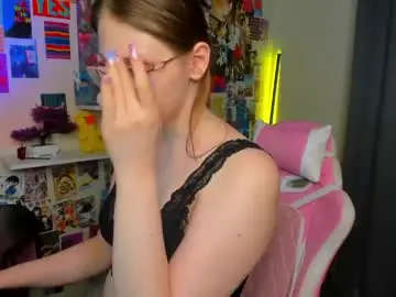 Queenmilena  live sex cam