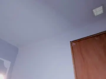 Raven_loove  live sex cam