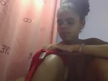 Delphineee  live sex cam