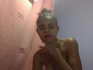 Delphineee  live sex cam