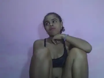 Delphineee  live sex cam