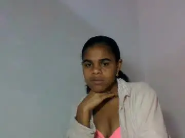 Delphineee  live sex cam