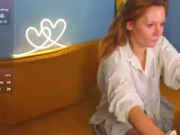 Emmawells_s  live sex cam