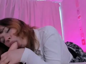 Eva_eze  live sex cam