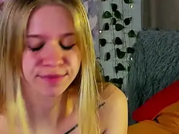 Hit_spicy_girls  live sex cam