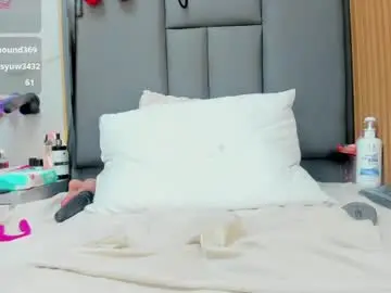 Isisleroy  live sex cam