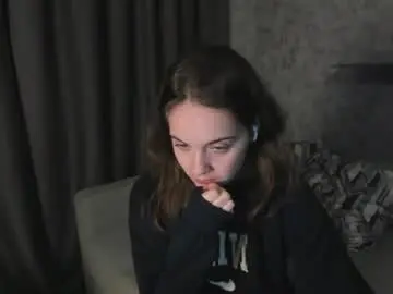 Kristinalevis  live sex cam