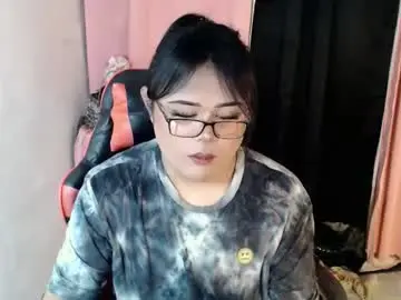 Lovelypinaychubsx  live sex cam