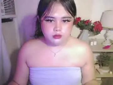 Lovelypinaychubsx  live sex cam