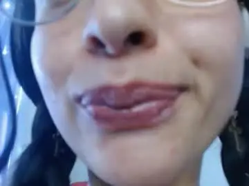 Mckayla_honey11  live sex cam