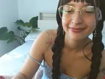 Mckayla_honey11  live sex cam